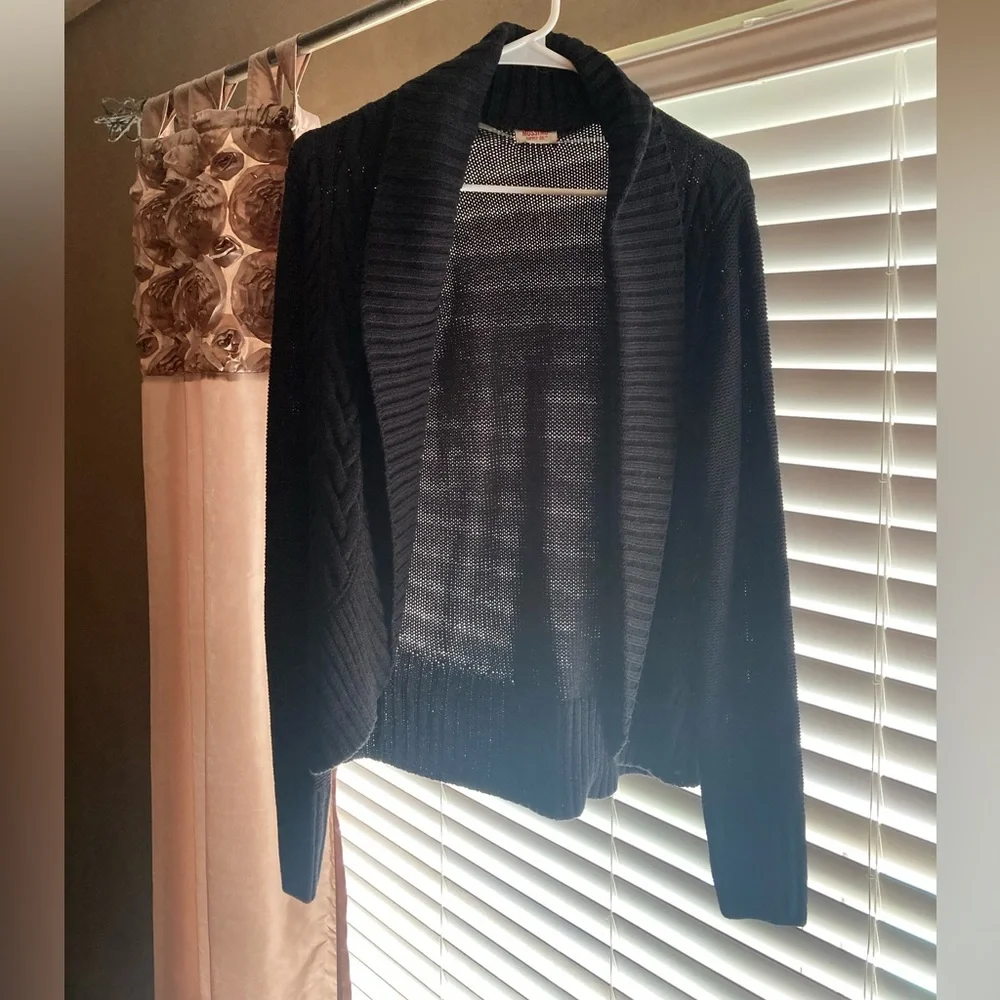 Mossimo Cardigan - Picture 1 of 4